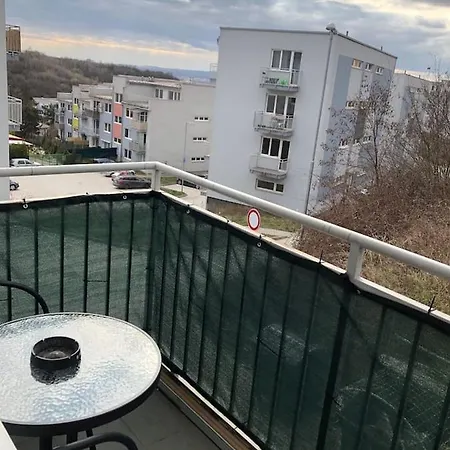 Iihf 2019 New Apartment * コシツェ