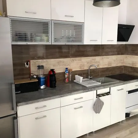 アパート Iihf 2019 New Apartment